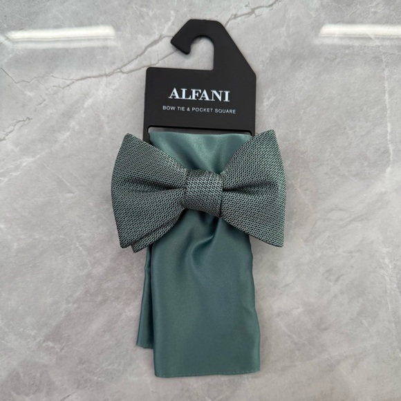 Men’s Alfani 2 Piece Bow Tie And Pocket Square Set Suit Business Office - Picture 1 of 12